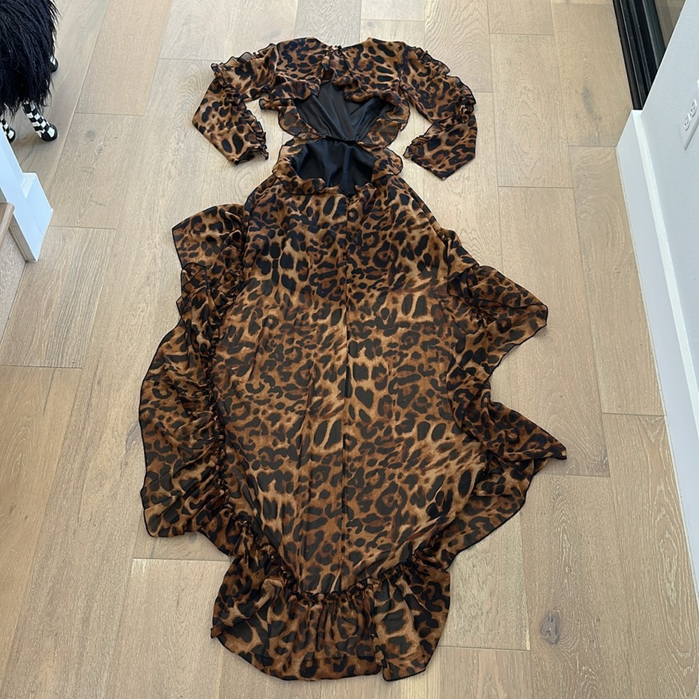 LOVE & LEMONADE Leopard High Low Ruffle Hem Cut-Out Dress - Picture 9 of 11